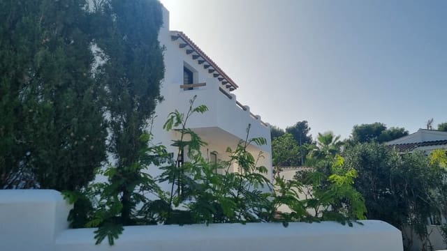 4 soveværelse Villa til salg i Moraira, Teulada-Moraira med swimmingpool garage - € 1.595.000 (Ref: 9861094)