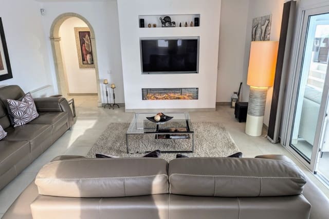 7 soverom Villa til salgs i Moraira, Teulada-Moraira med svømmebasseng garasje - € 1 795 000 (Ref: 9861096)