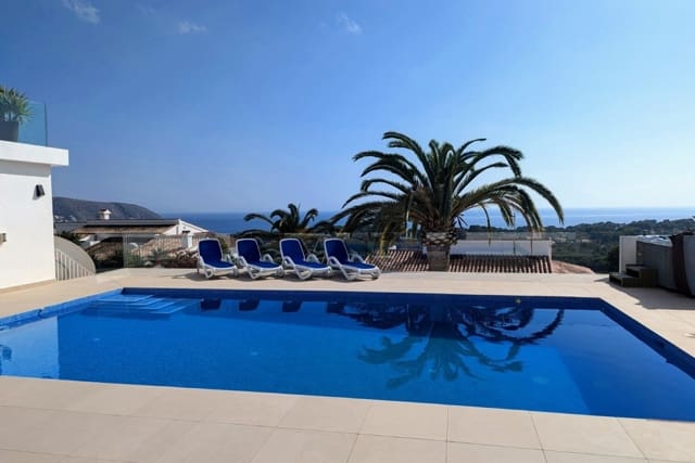 7 soverom Villa til salgs i Moraira med svømmebasseng garasje - € 1 795 000 (Ref: 9861096)