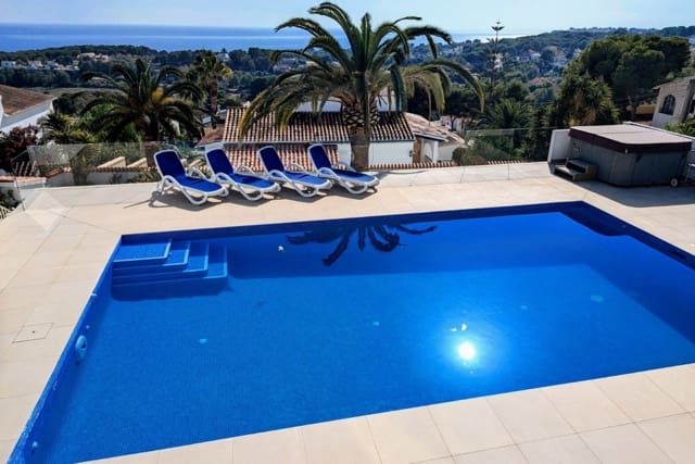 7 soverom Villa til salgs i Moraira, Teulada-Moraira med svømmebasseng garasje - € 1 795 000 (Ref: 9861096)