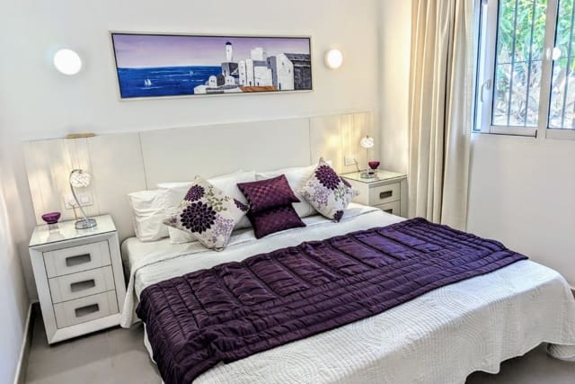 7 soverom Villa til salgs i Moraira med svømmebasseng garasje - € 1 795 000 (Ref: 9861096)