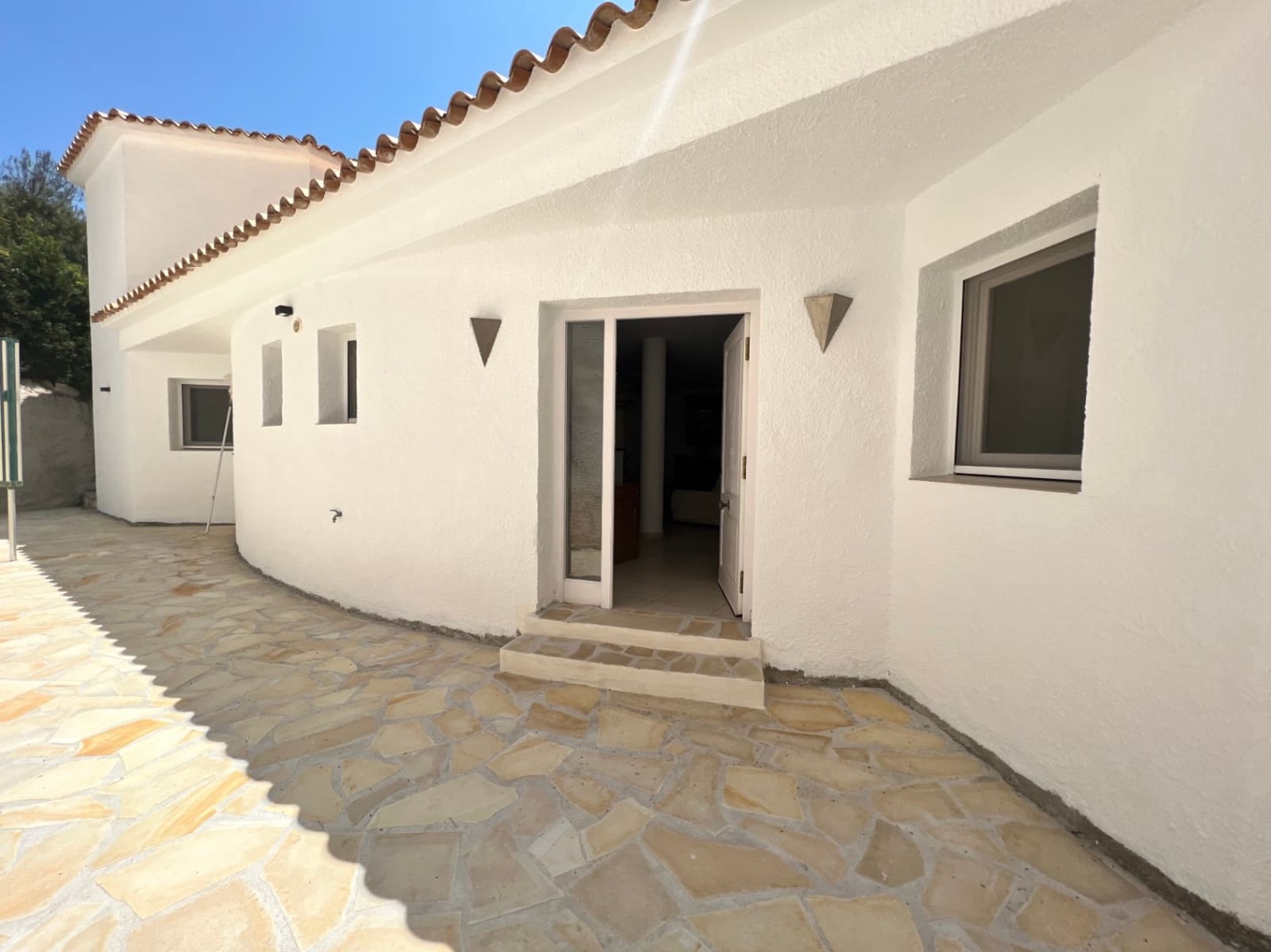 4 soverom Villa til salgs i Moraira med svømmebasseng garasje - € 980 000 (Ref: 9861099)