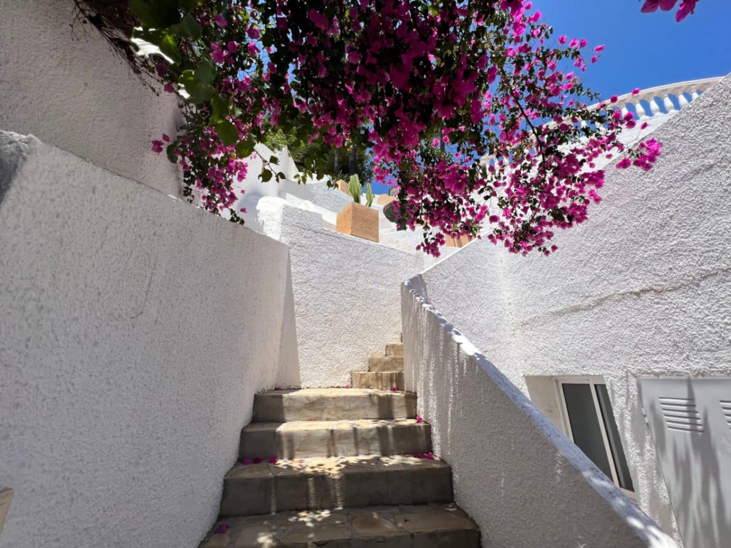 4 soverom Villa til salgs i Moraira med svømmebasseng garasje - € 980 000 (Ref: 9861099)