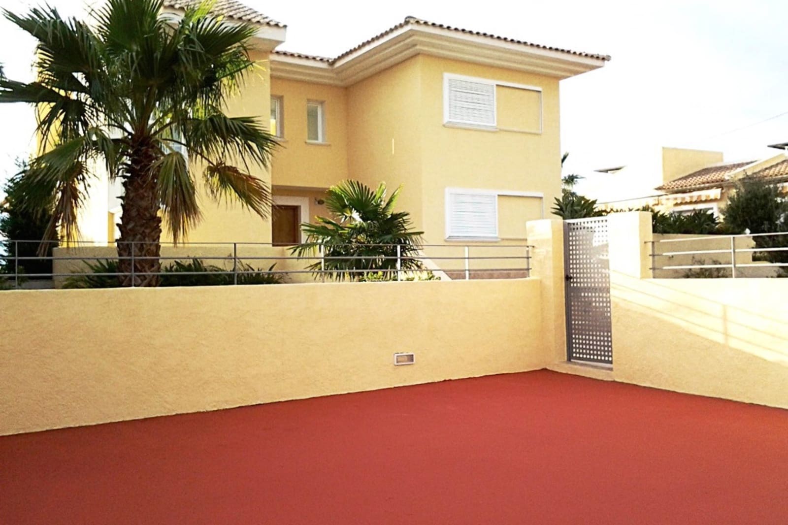 Chalet de 4 habitaciones en Altea la Vella en venta con piscina garaje - 699.900 € (Ref: 9911735)