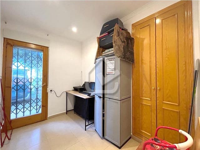 3 quarto Apartamento para venda em Dénia com piscina garagem - 220 000 € (Ref: 7823012)