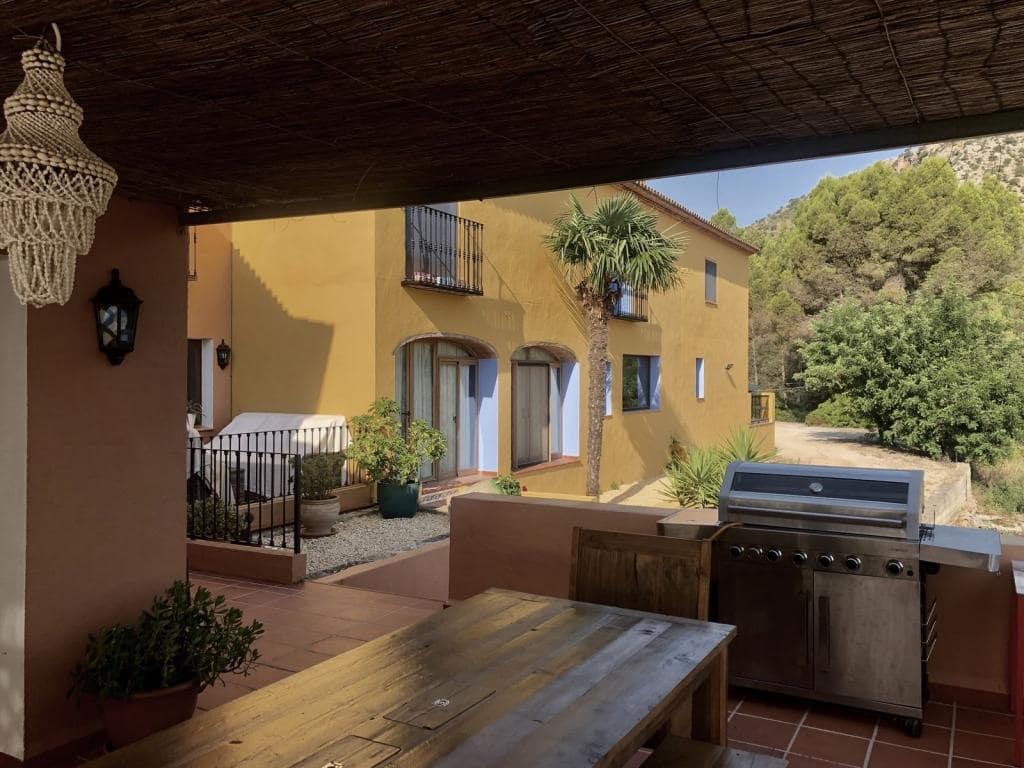 10 slaapkamer Villa te koop in Jalon / Xalo - € 1.115.000 (Ref: 8401639)