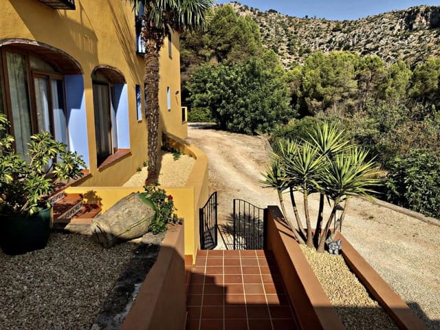 10 soverom Villa til salgs i Jalón / Xaló - € 1 115 000 (Ref: 8401639)