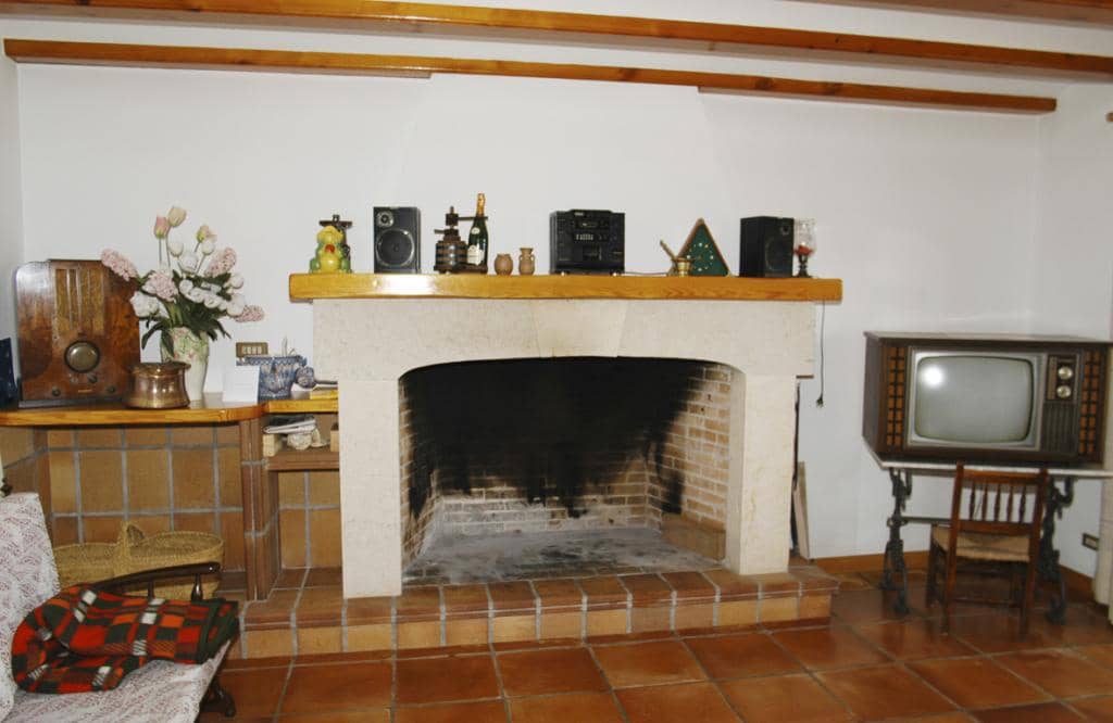 6 bedroom Villa for sale in Denia with pool - € 1,450,000 (Ref: 8401768)