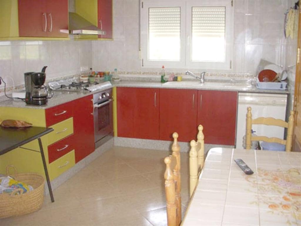 6 bedroom Villa for sale in Pedreguer with pool garage - € 700,000 (Ref: 8406078)