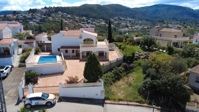 6 chambre Villa/Maison à vendre à Orba avec piscine - 690 000 € (Ref: 8406101)