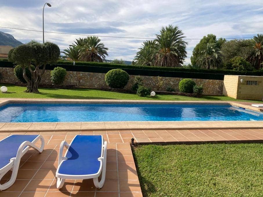 5 quarto Moradia para venda em Denia com piscina - 1 250 000 € (Ref: 8406113)