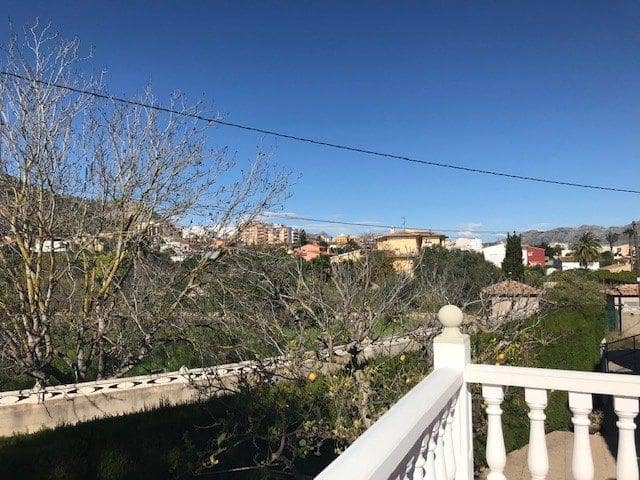 10 bedroom Villa for sale in Pedreguer with pool - € 550,000 (Ref: 8406762)