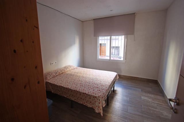 3 chambre Appartement à vendre à Orba - 144 000 € (Ref: 8417997)