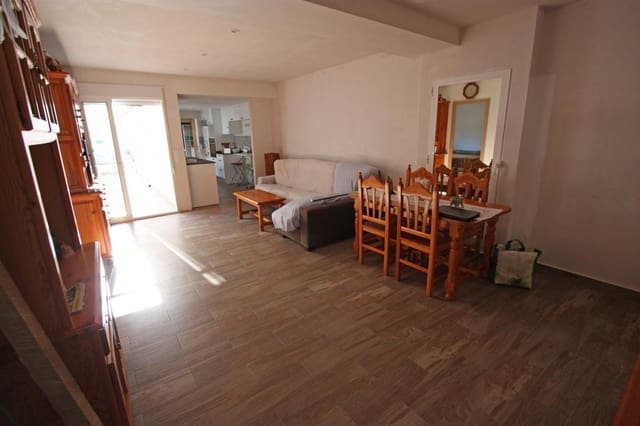 3 chambre Appartement à vendre à Orba - 144 000 € (Ref: 8417997)