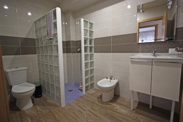 3 chambre Appartement à vendre à Orba - 144 000 € (Ref: 8417997)