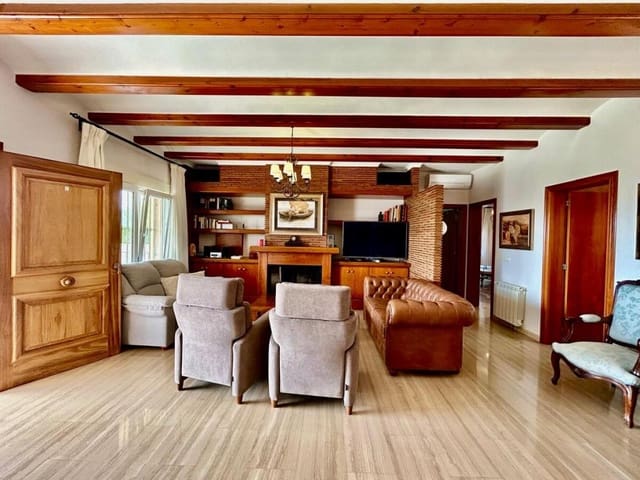 3 Zimmer Villa zu verkaufen in Beniarbeig mit Pool Garage - 820.000 € (Ref: 8437406)