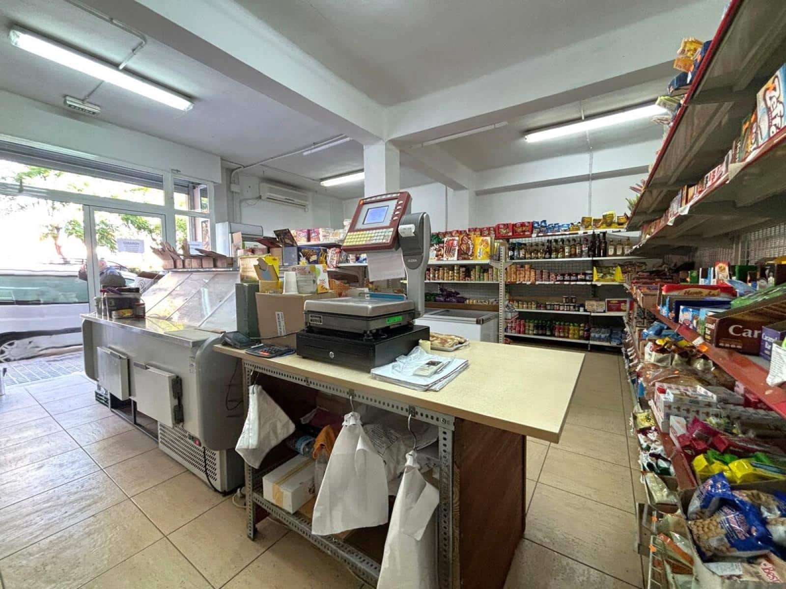 Kommersiell till salu i Denia - 152 000 € (Ref: 8672077)