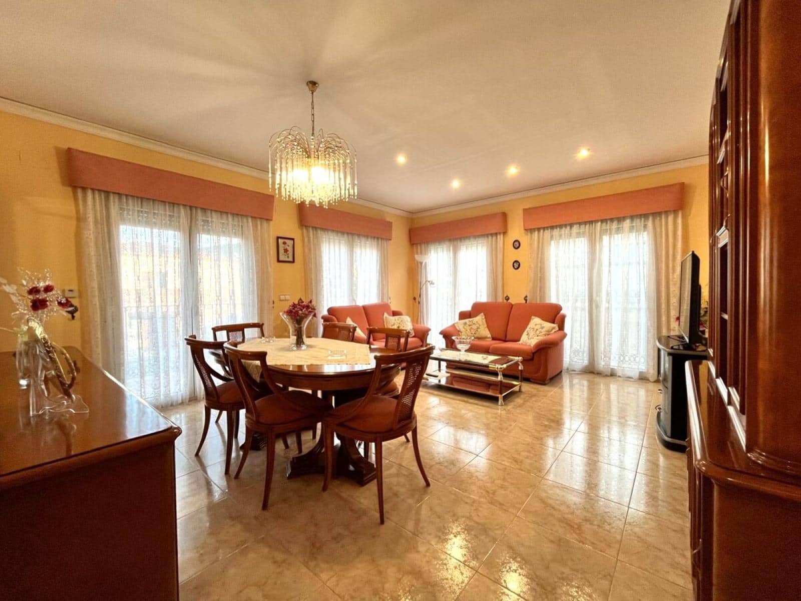 3 bedroom Villa for sale in Pedreguer with pool garage - € 449,000 (Ref: 8675829)