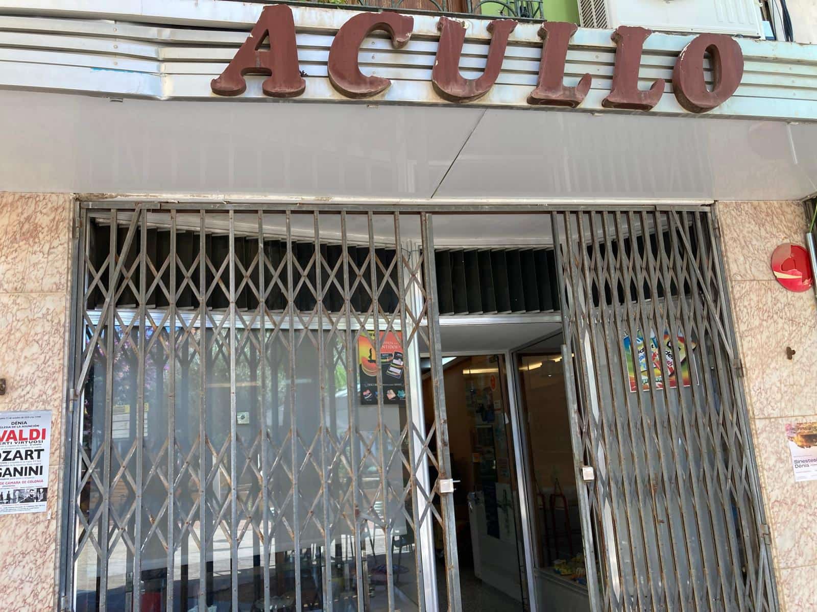 Local Comercial en Dénia en venta - 385.000 € (Ref: 8849522)