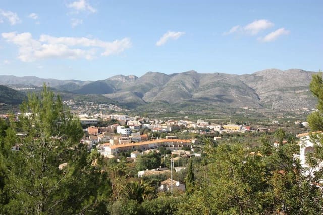 Terre non Aménagée à vendre à Orba - 75 000 € (Ref: 8862799)