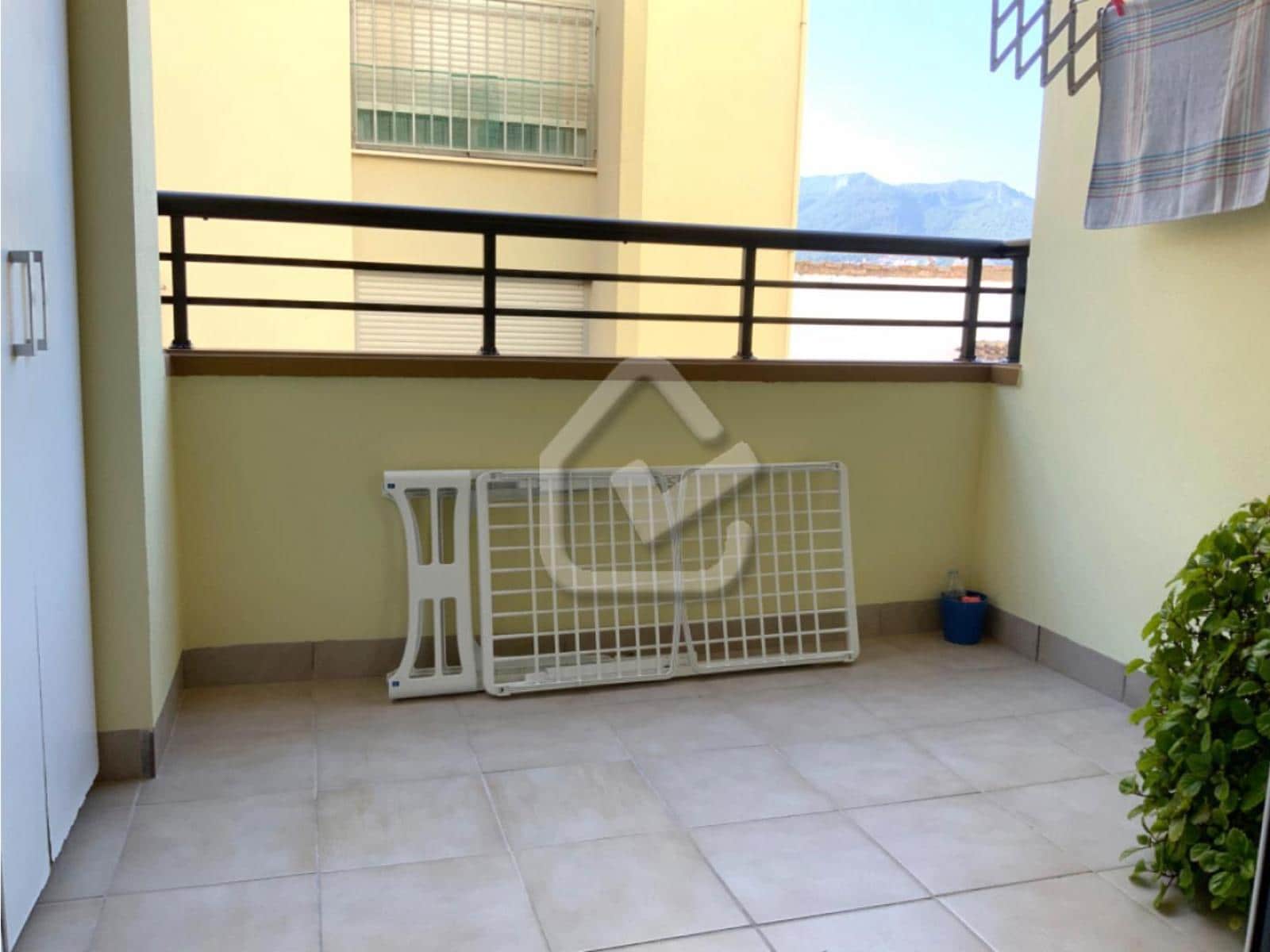 2 bedroom Apartment for sale in Denia - € 189,000 (Ref: 8935485)