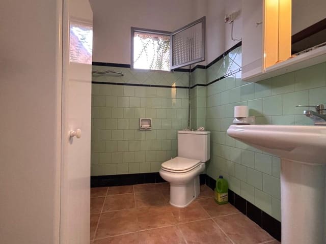 4 bedroom Finca/Country House for sale in Pedreguer with garage - € 152,250 (Ref: 8994068)