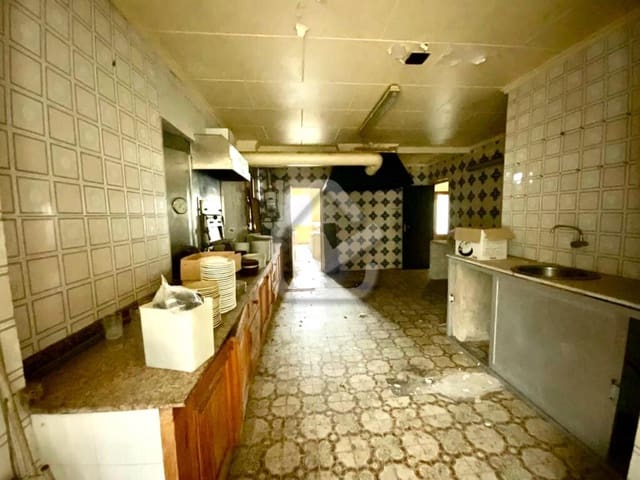 Villa till salu i Benidoleig - 210 000 € (Ref: 9029845)