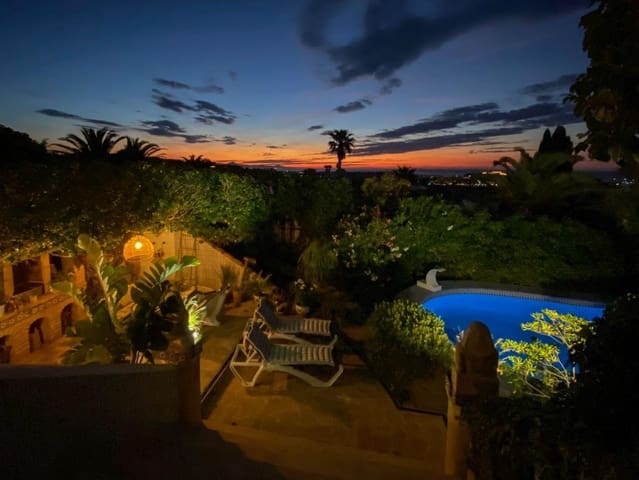 4 bedroom Villa for sale in El Montgó, Dénia with pool - € 770,000 (Ref: 9037986)