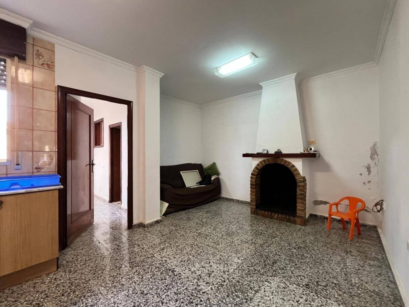 4 bedroom Finca/Country House for sale in Pedreguer - € 150,000 (Ref: 9062614)