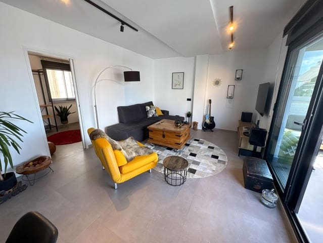 2 bedroom Penthouse for sale in Centro Urbano, Dénia - € 478,000 (Ref: 9145455)