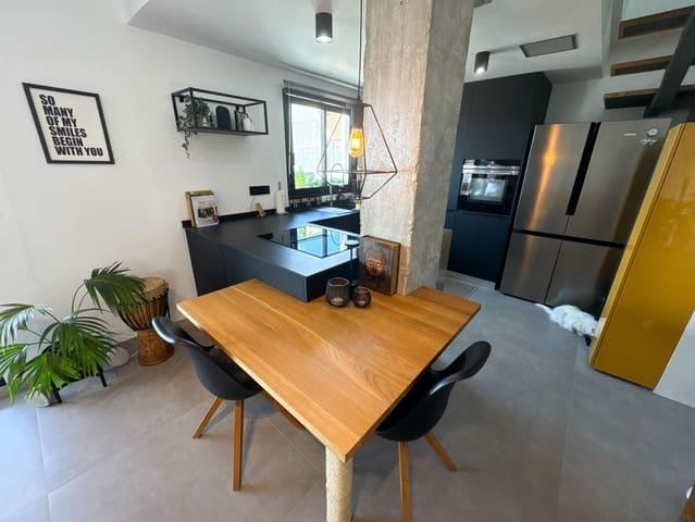 2 bedroom Penthouse for sale in Centro Urbano, Dénia - € 478,000 (Ref: 9145455)