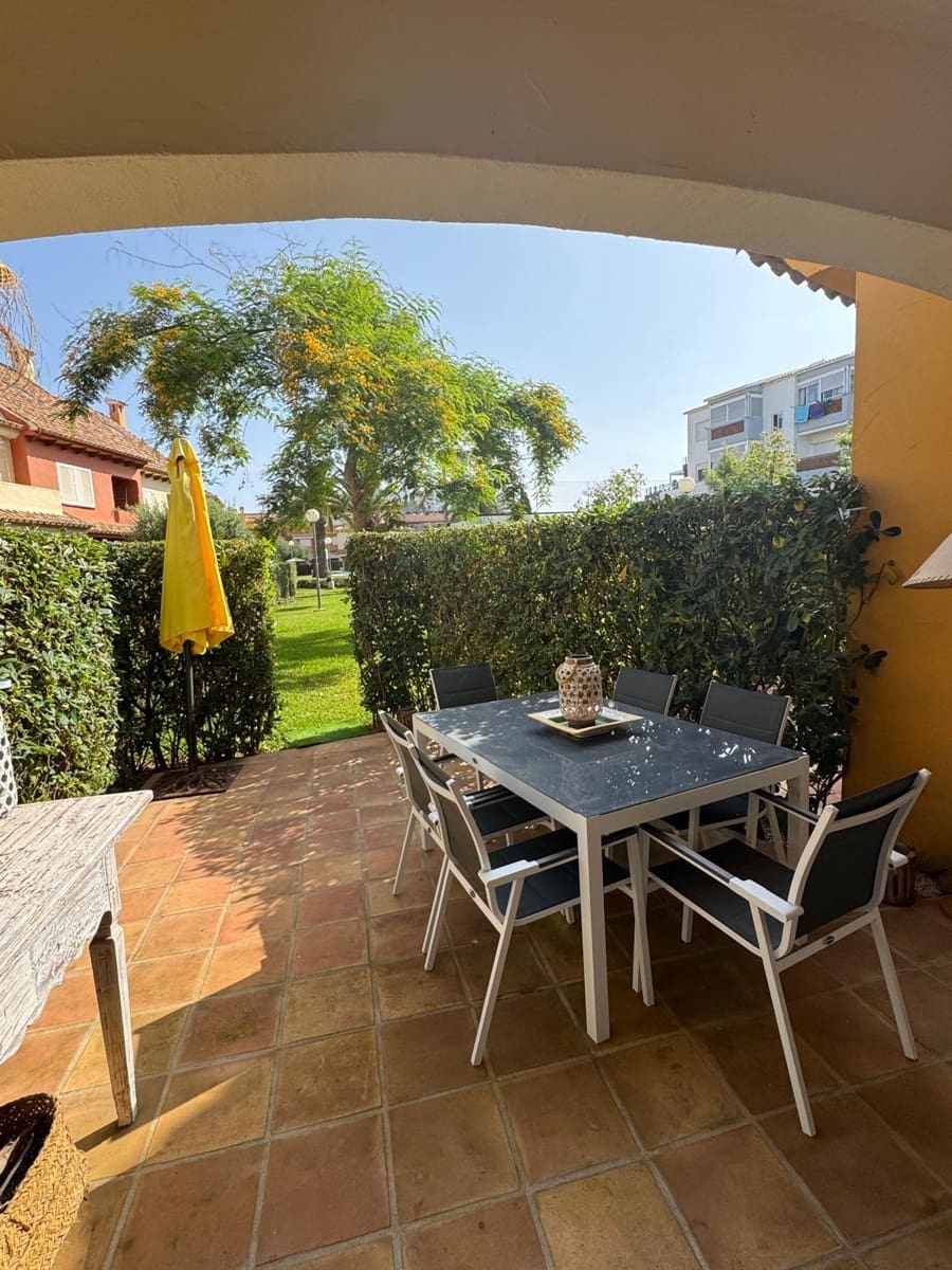 4 soveværelse Bungalow til salg i Denia med swimmingpool - € 465.000 (Ref: 9149597)
