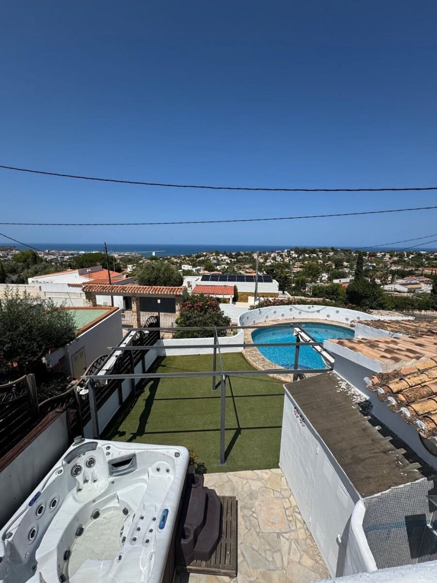 3 chambre Villa/Maison à vendre à Denia avec piscine - 479 000 € (Ref: 9152428)