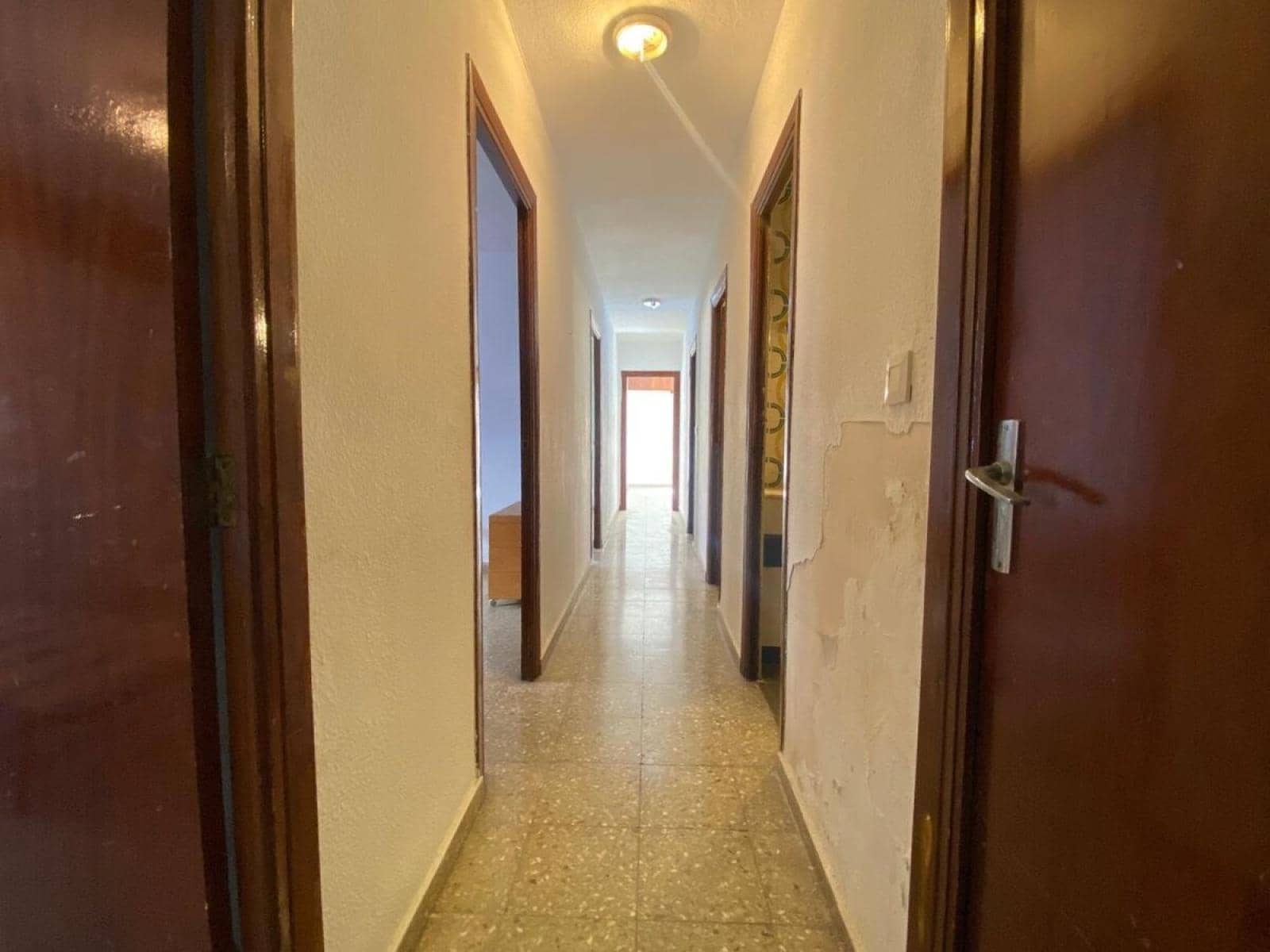 4 quarto Apartamento para venda em Denia - 265 000 € (Ref: 9285153)