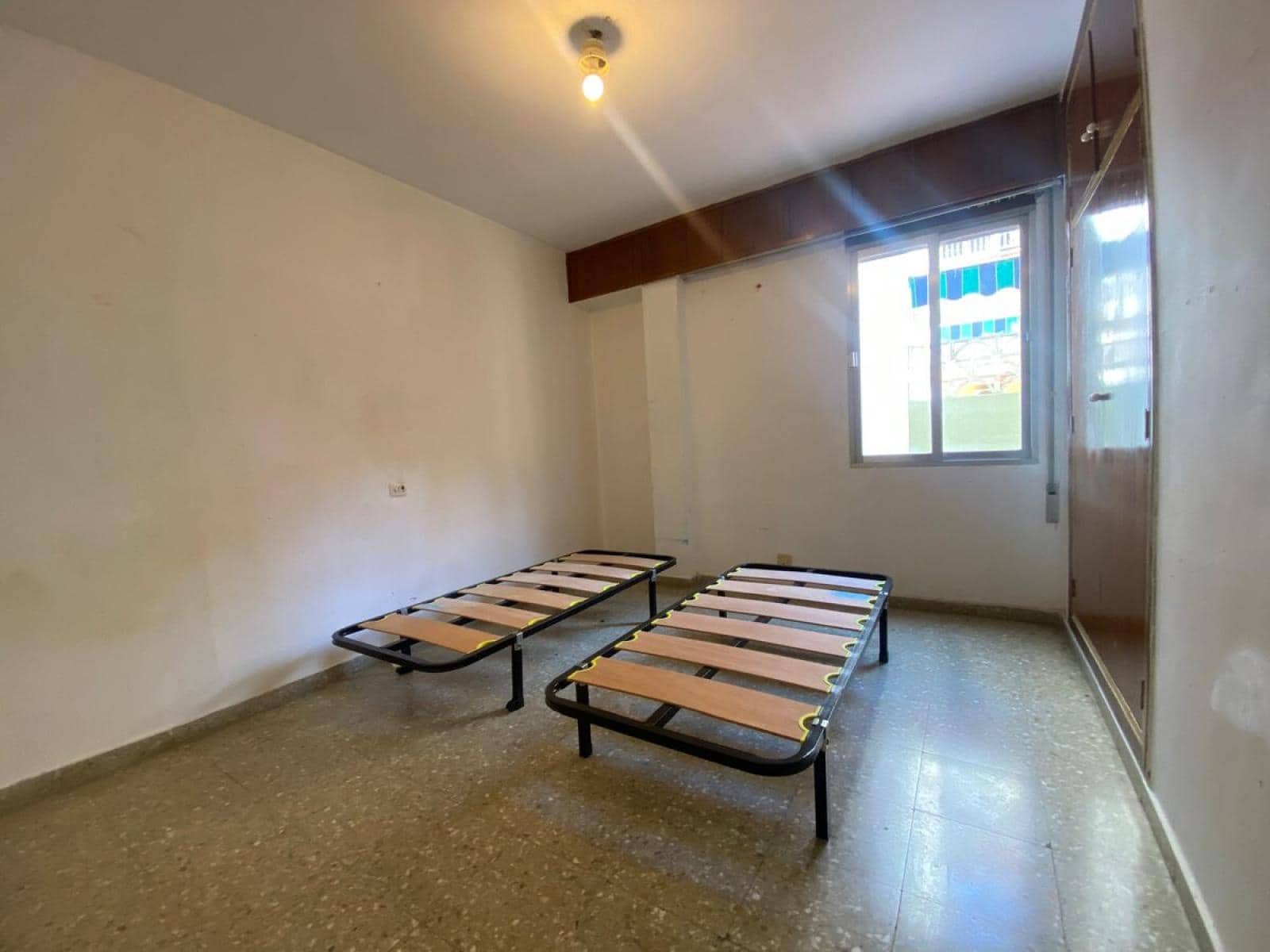 4 quarto Apartamento para venda em Denia - 265 000 € (Ref: 9285153)