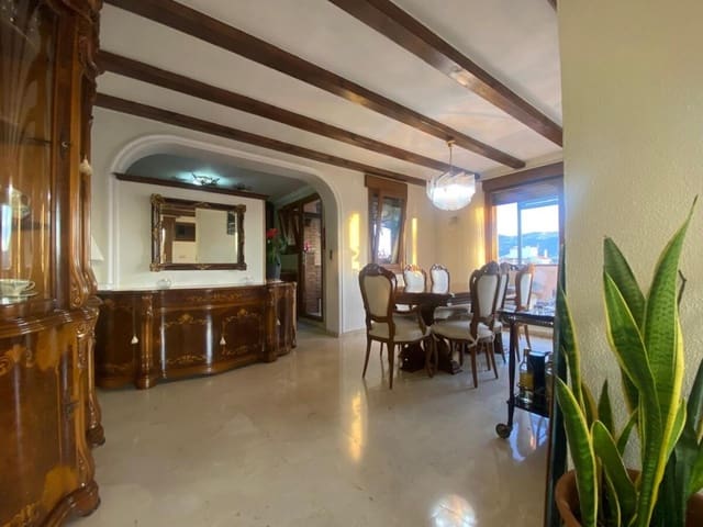 2 bedroom Apartment for sale in Las Marinas / Les Marines, Dénia with pool - € 477,000 (Ref: 9359507)