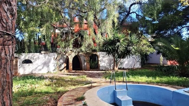 9 Zimmer Villa zu verkaufen in Dénia mit Garage - 817.000 € (Ref: 9415844)