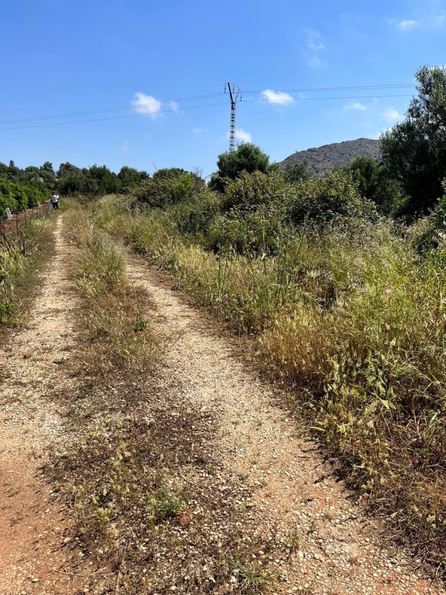 Ubebygd land til salgs i Denia - € 105 000 (Ref: 9427130)