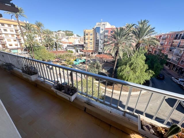 7 bedroom Apartment for sale in Centro Urbano, Dénia - € 375,000 (Ref: 9440018)