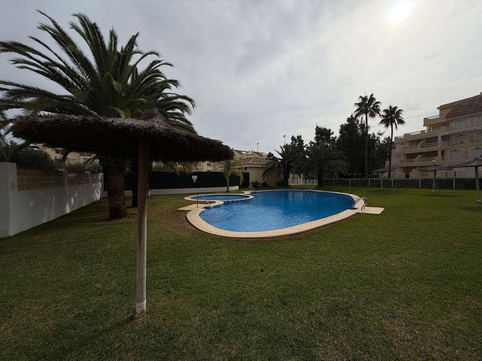 2 bedroom Apartment for sale in Denia with pool - € 320,000 (Ref: 9440021)