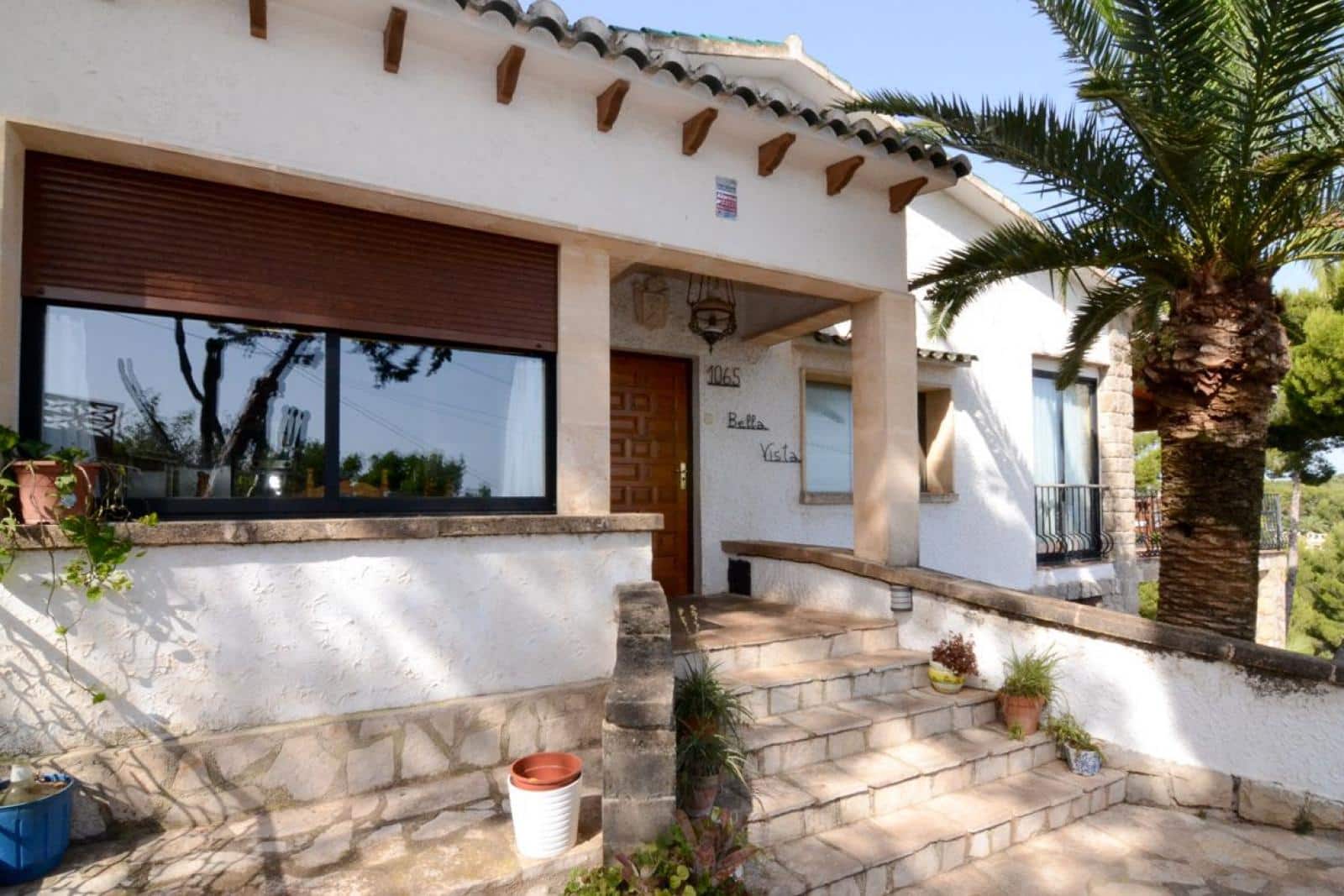 4 bedroom Villa for sale in Denia with pool - € 1,350,000 (Ref: 9541034)