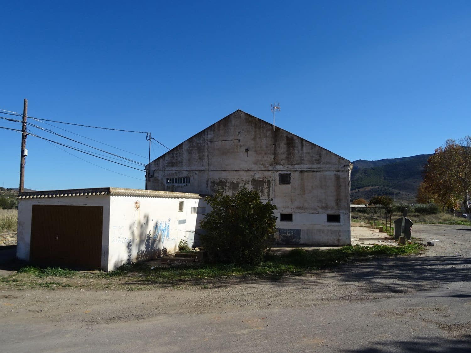 Commercial for sale in Laujar de Andarax - € 139,000 (Ref: 10016904)