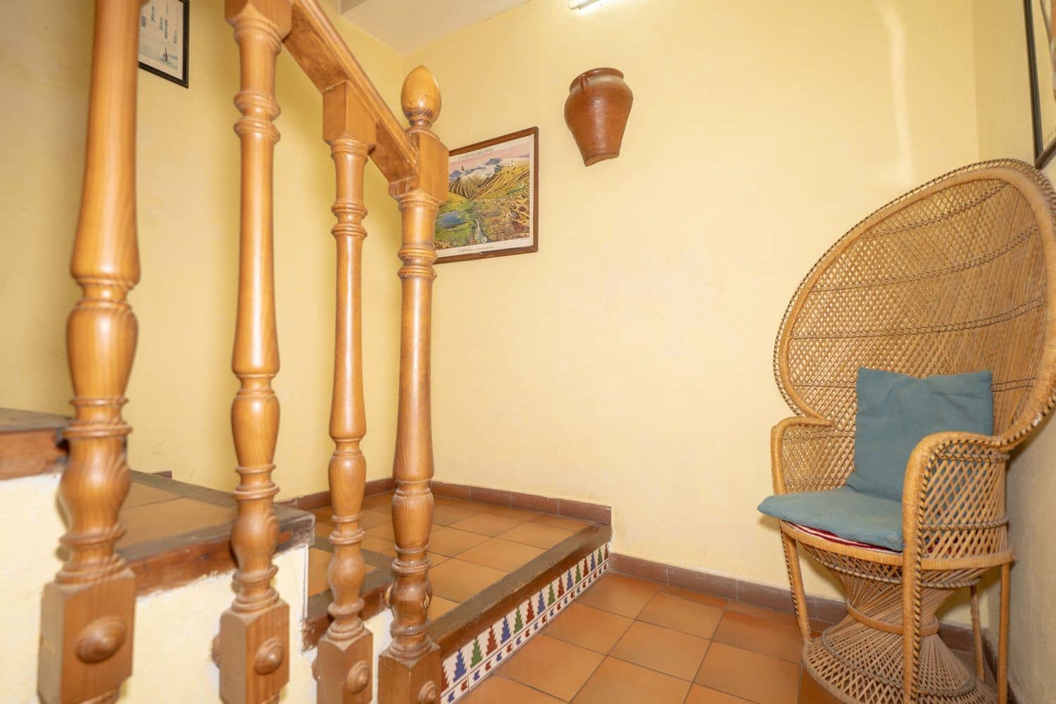 Bedrift til salgs i Granada by med garasje - € 150 000 (Ref: 10074680)