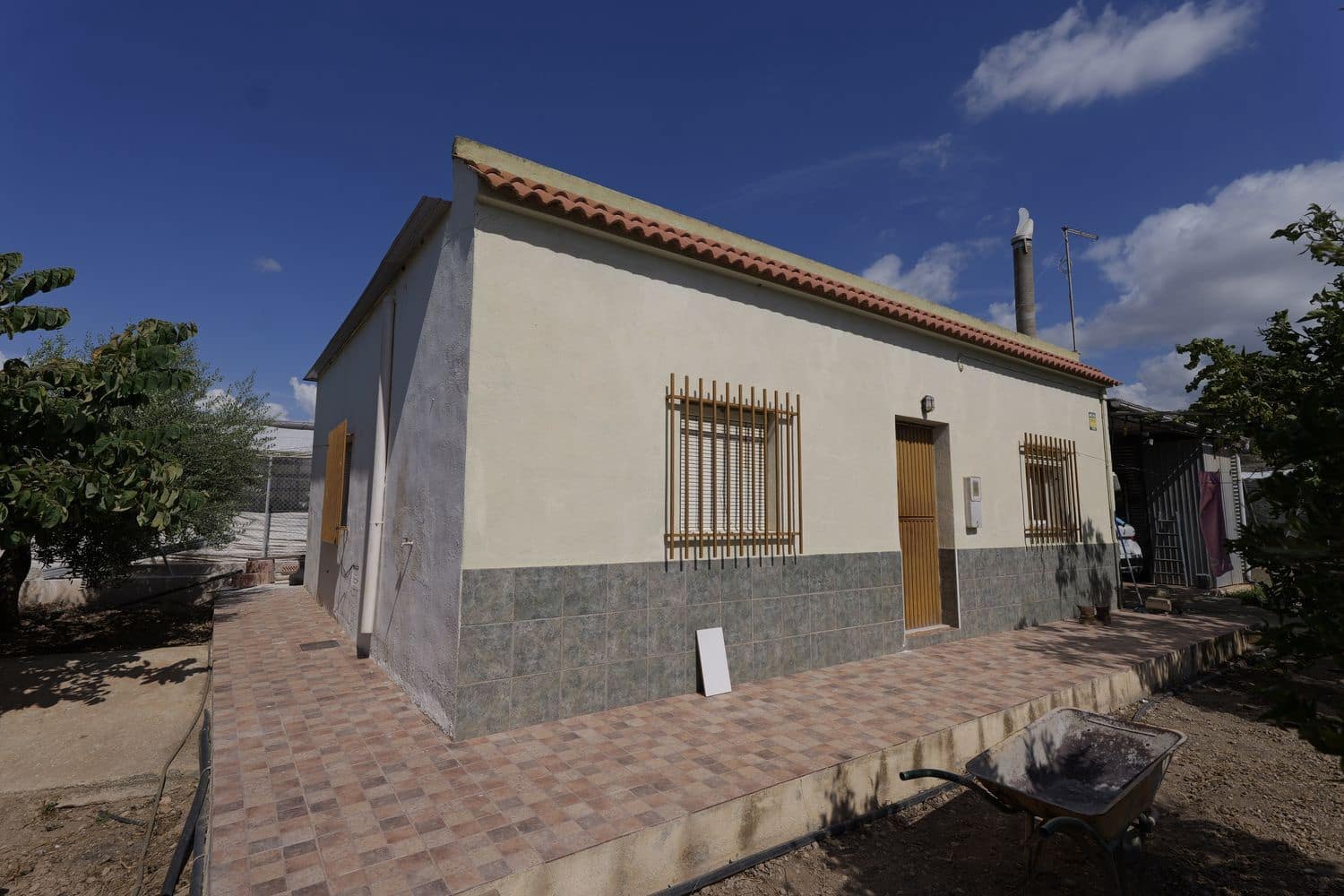 2 sypialnia Finka/Dom wiejski na sprzedaż w Berja z basenem garażem - 130 000 € (Ref: 10080346)