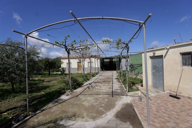 2 sypialnia Finka/Dom wiejski na sprzedaż w Berja z basenem garażem - 130 000 € (Ref: 10080346)