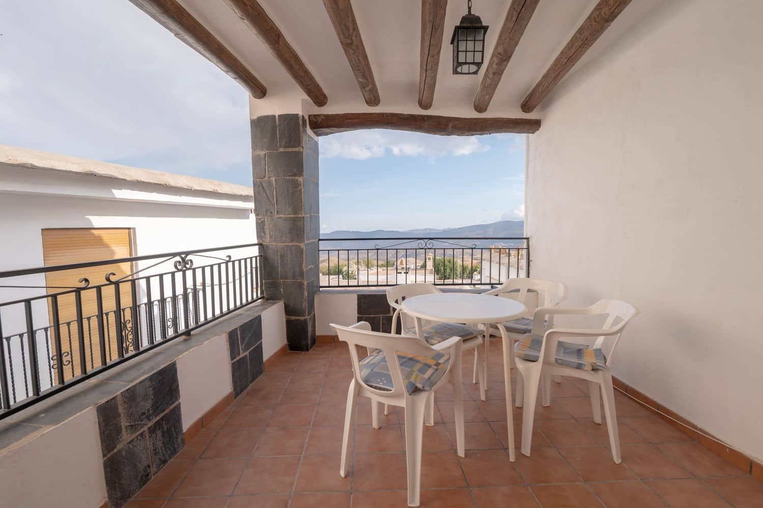 5 bedroom Townhouse for sale in Alpujarra de la Sierra with garage - € 90,000 (Ref: 10101014)