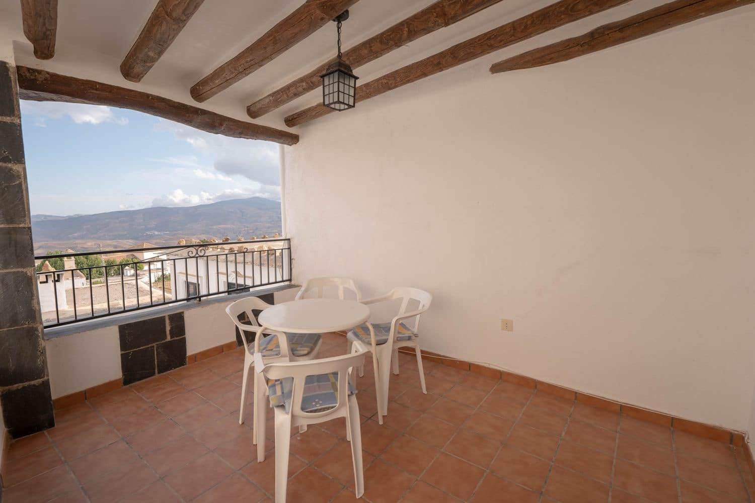 5 bedroom Townhouse for sale in Alpujarra de la Sierra with garage - € 90,000 (Ref: 10101014)