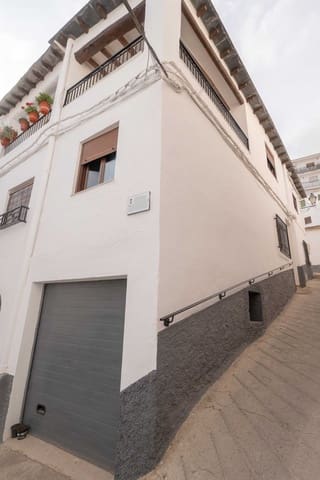 5 bedroom Townhouse for sale in Yegen, Alpujarra de la Sierra with garage - € 90,000 (Ref: 10101014)