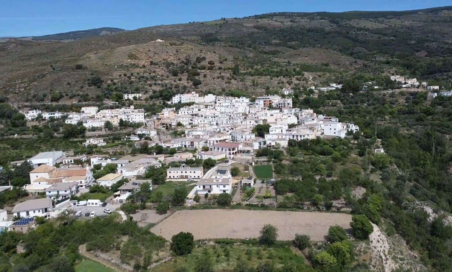 5 bedroom Townhouse for sale in Alpujarra de la Sierra with garage - € 90,000 (Ref: 10101014)