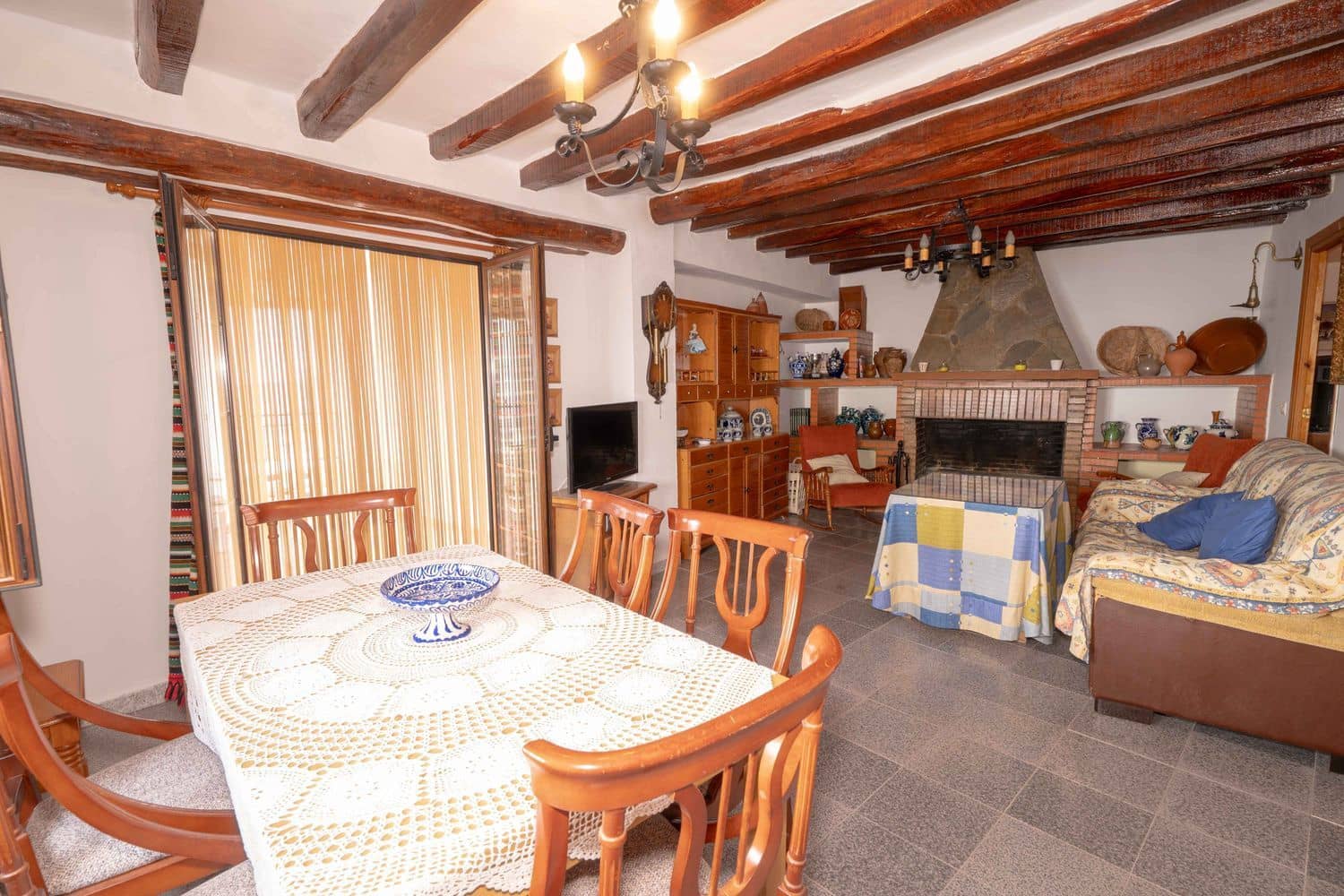 5 bedroom Townhouse for sale in Alpujarra de la Sierra with garage - € 90,000 (Ref: 10101014)